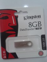 KİNGSTON 8 GB 2.0 USB FLAS BELLEK